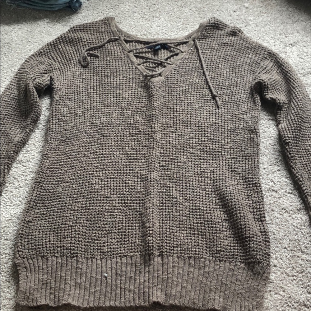 American Eagle Sweater
